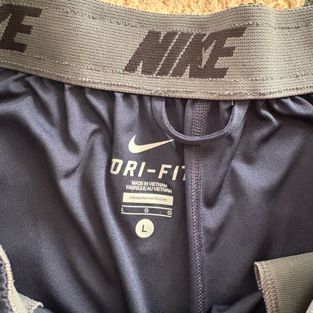 Georgetown Hoyas Athletic Shorts - Picture 2 of 3